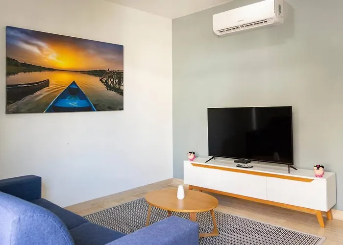 Apartment Enjoy The Way, Find Yourself!